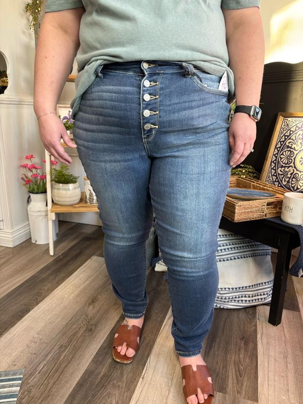 Judy Blue High Rise Button Fly Skinny PLUS
