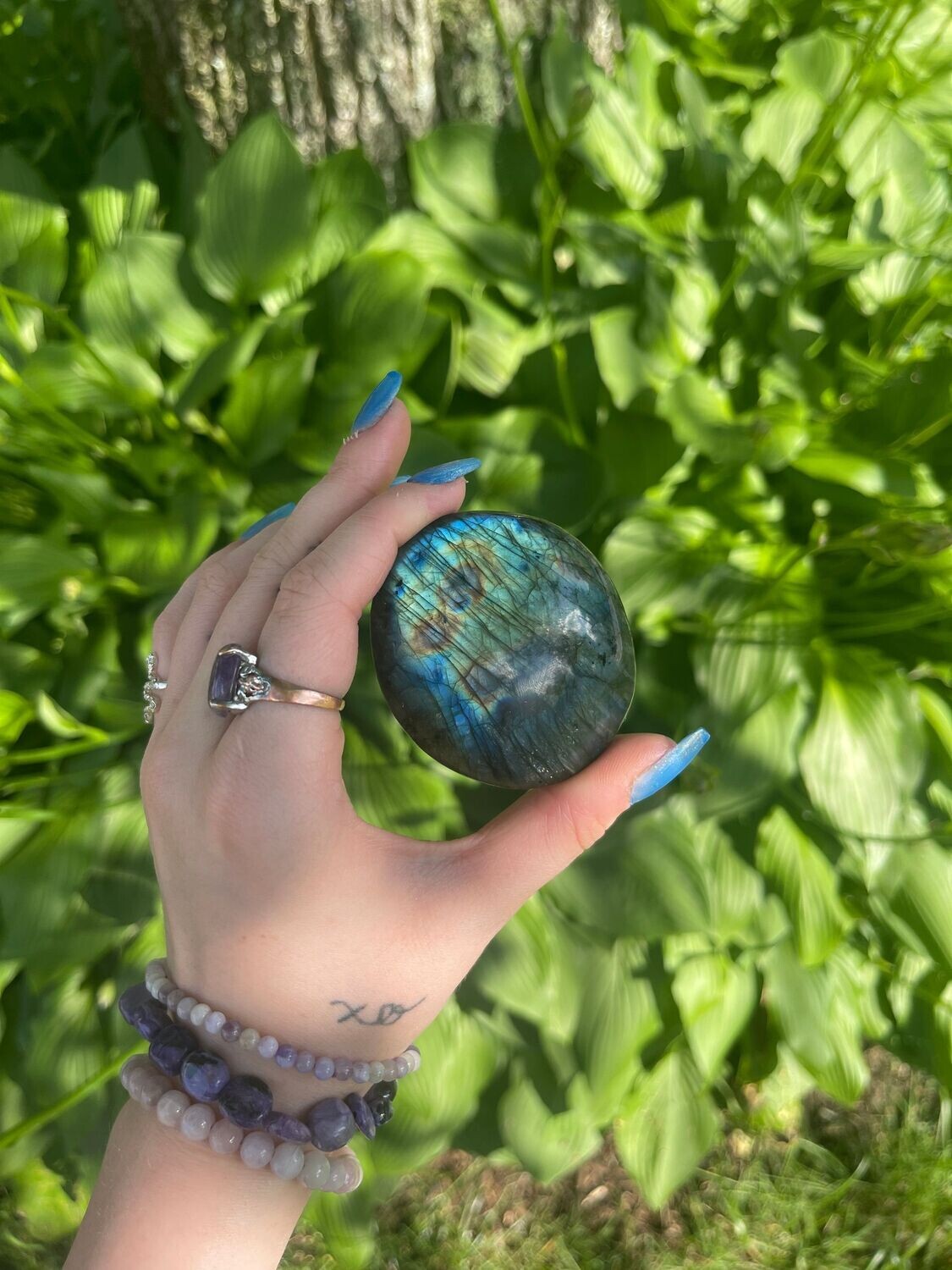 Flashy Labradorite Palm Stone