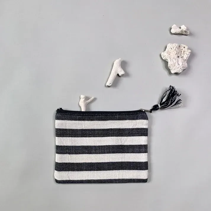 Kleine Tasche Ole blau oder schwarz Kleine Tasche Ole blau oder schwarz