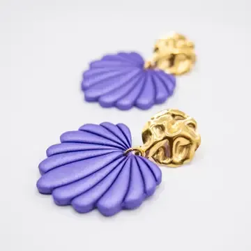 ALICE - lila Blumenohrringe