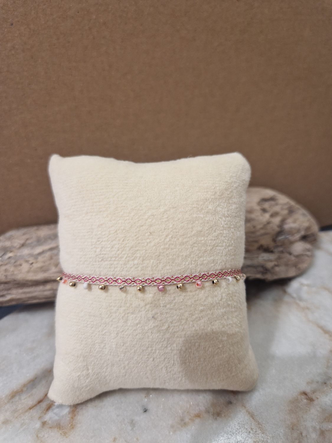 Armband mit schönen Perlen Armband mit schönen Perlen