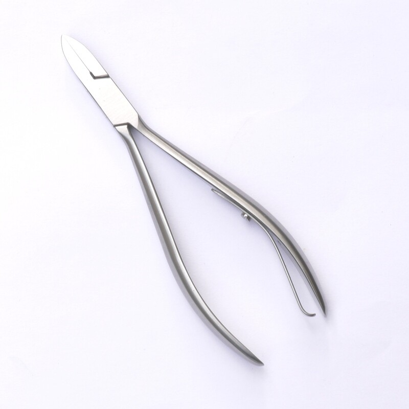 Aesculap HF478R Eckenzange 13cm rund Aesculap HF478R Eckenzange 13cm rund