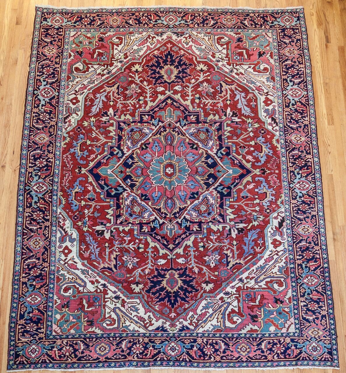 8'6" x 11'3" Antique Persian Heriz Serapi Hand Knotted Wool Rug