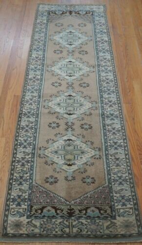 TURKISH RUNNER  2'9"x 9'3"  HAND KNOTTED 100% WOOL GEOMETRIC ORIENTAL RUG
