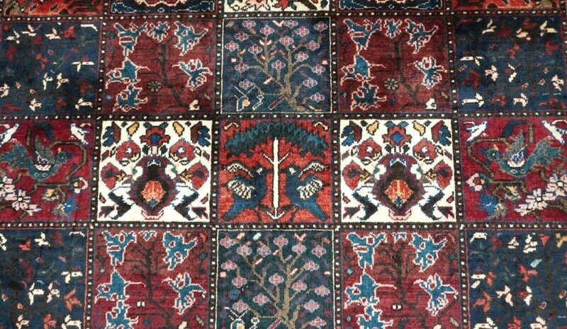 5'8"x10' Antique Persian Bakhtiyari Hand Knotted Wool Gallery Size Rug