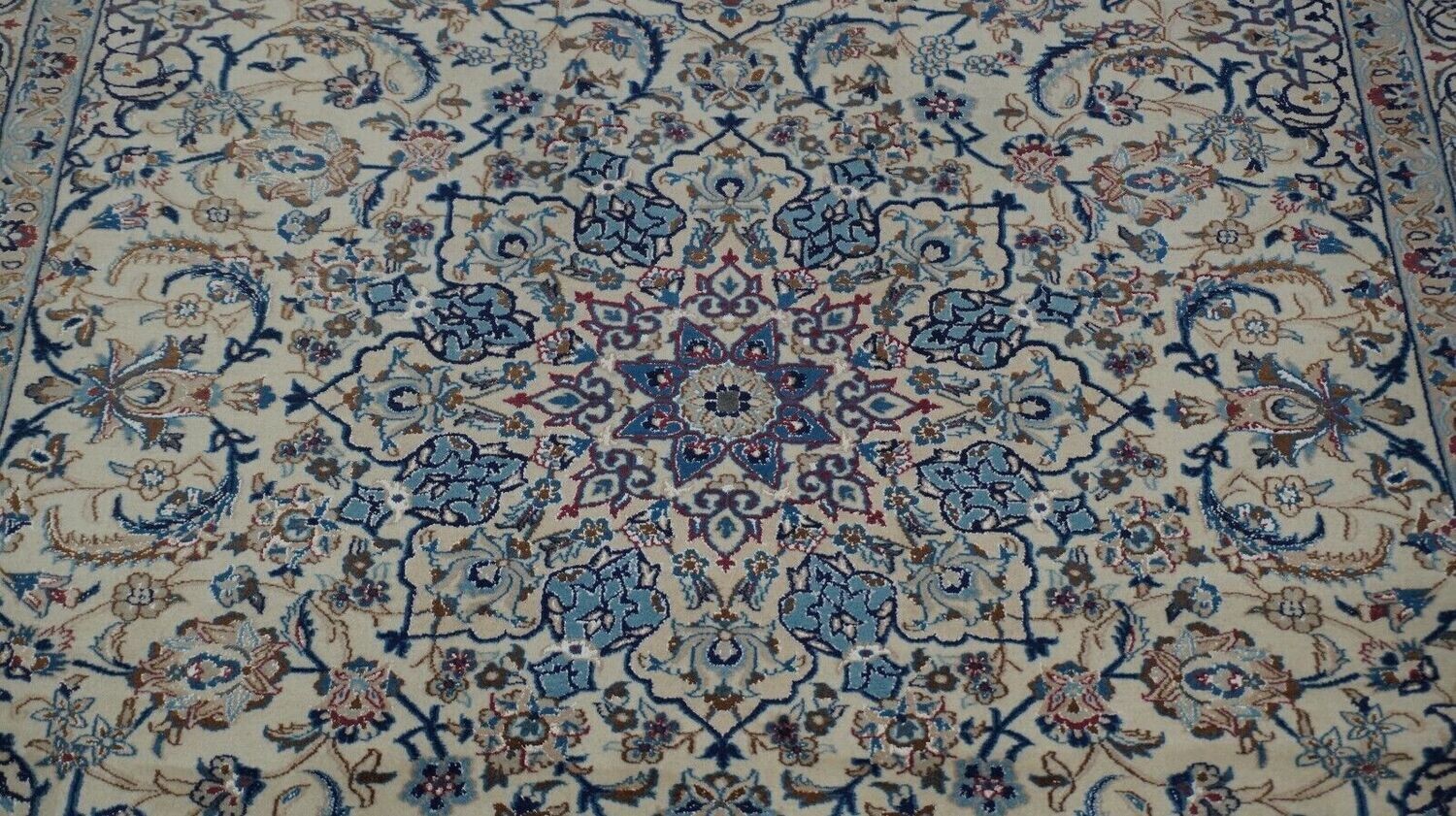 6'7" x 10'4" Silk & Wool Persian Nain Hand Knotted Premium Quality Rug