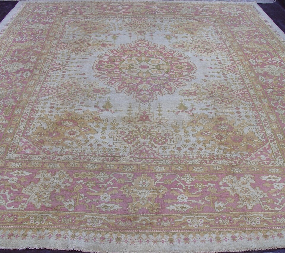 Stunning Antique Agra India Hand-Knotted Wool Oriental Rug 9'2" x 12'4"