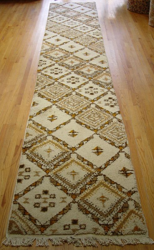 MOROCCAN LONG RUNNER  2'10" x 18' HAND KNOTTED IVORY NATURAL WOOL LONG ORIENTAL RUG