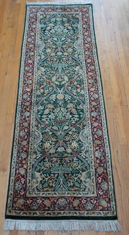 Beautiful Runner 2'6" x 6'3" Hand Knotted Wool Green Pakistan Oriental Rug