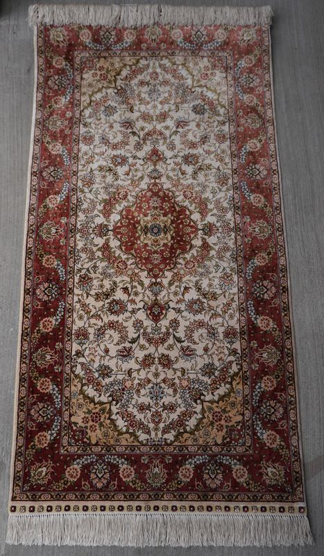 Stunning Pure Silk Turkish Hereke Signed 2' x 4' Hand Knotted Superb Quality Rug
