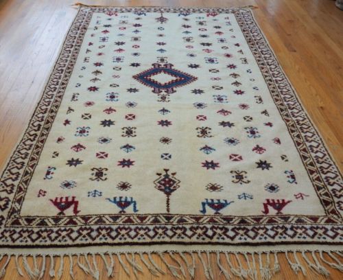 5'2" x 9' MOROCCAN HAND KNOTTED WOOL IVORY ANIMAL CAMELS  RUG