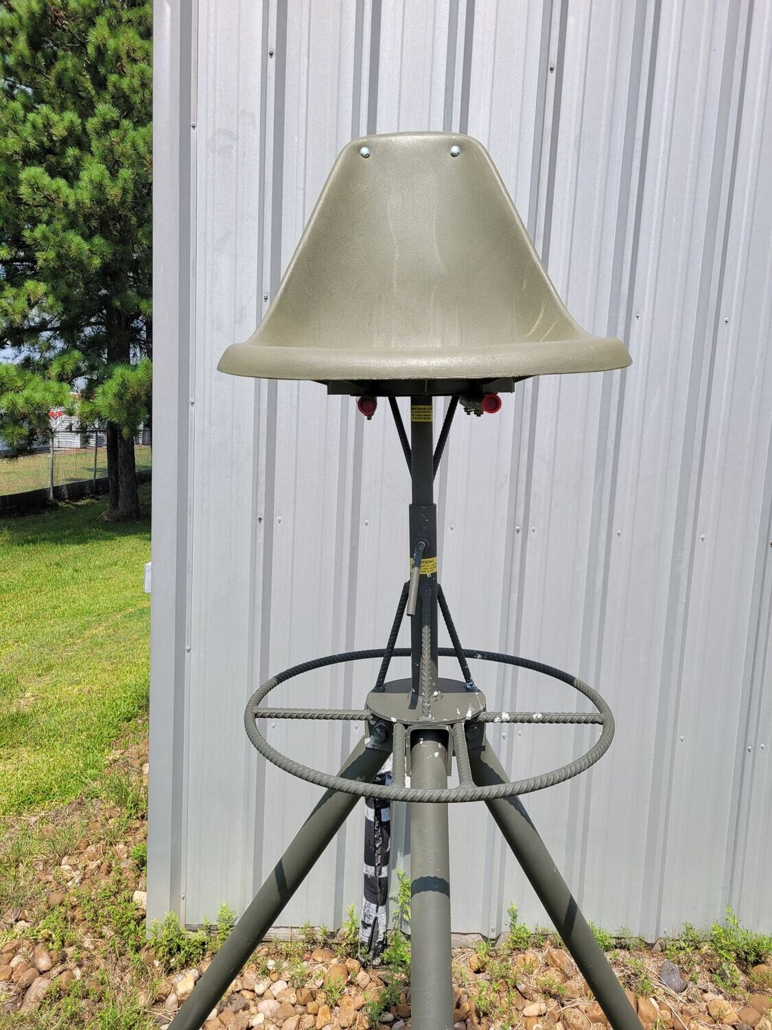 Bow Hunter Replacement Chair (Can be used with ground base for $129.00)