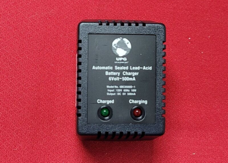 BATTERY CHARGER 6 Volt Trickle Charge 110V