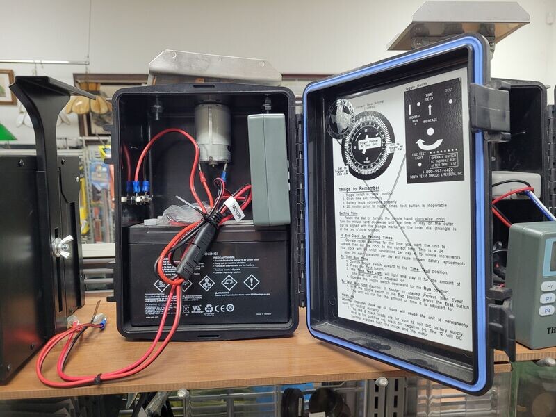 “BLACK BOX” with “The Timer” Digital Clock, 1/8” 12 Volt Motor, and Slinger