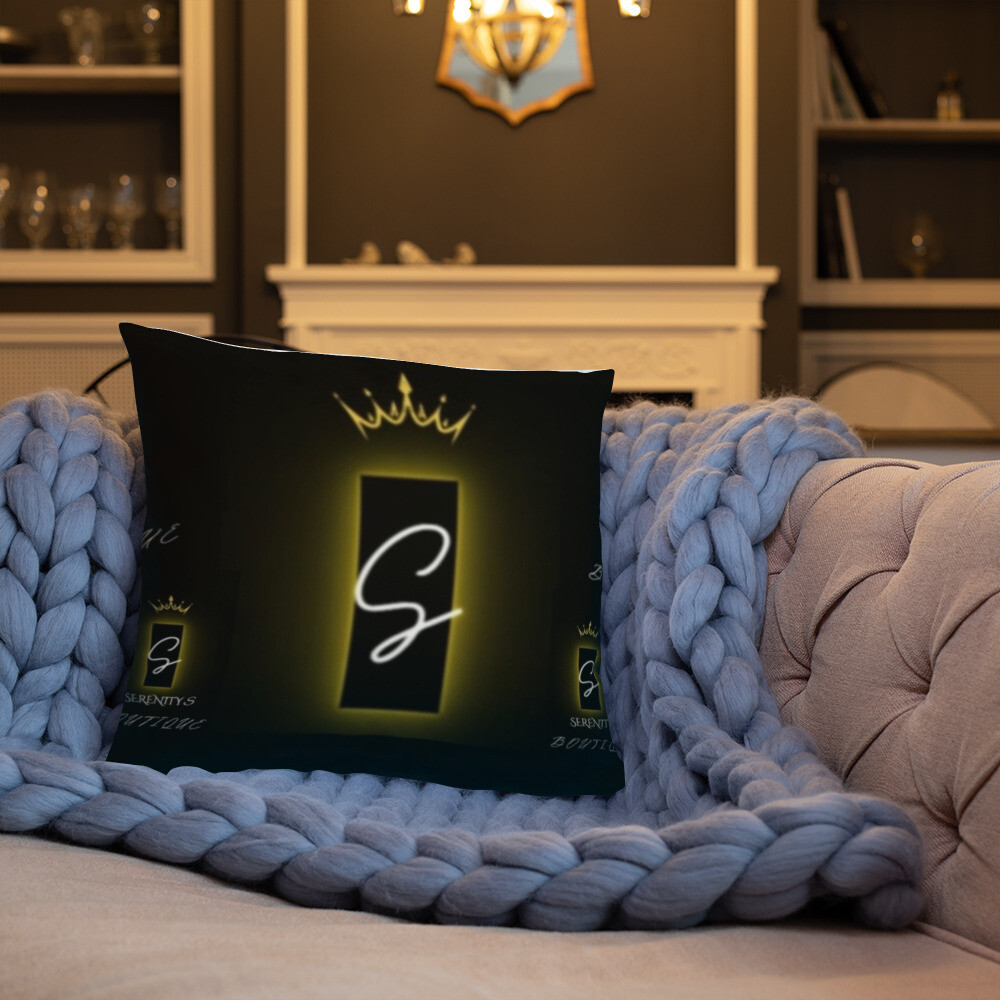 serenitys boutique reverse Pillow