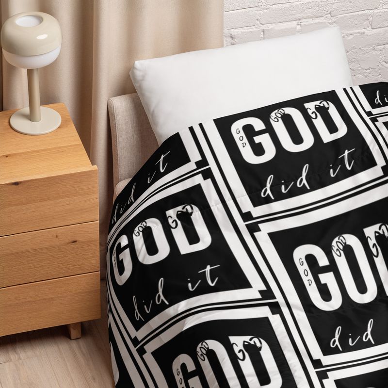GOD DID IT C3 Comforter