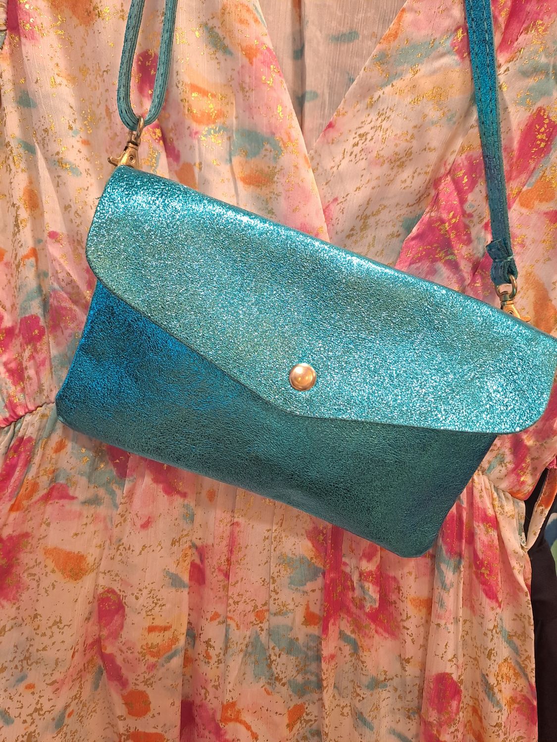 La petite pochette cuir