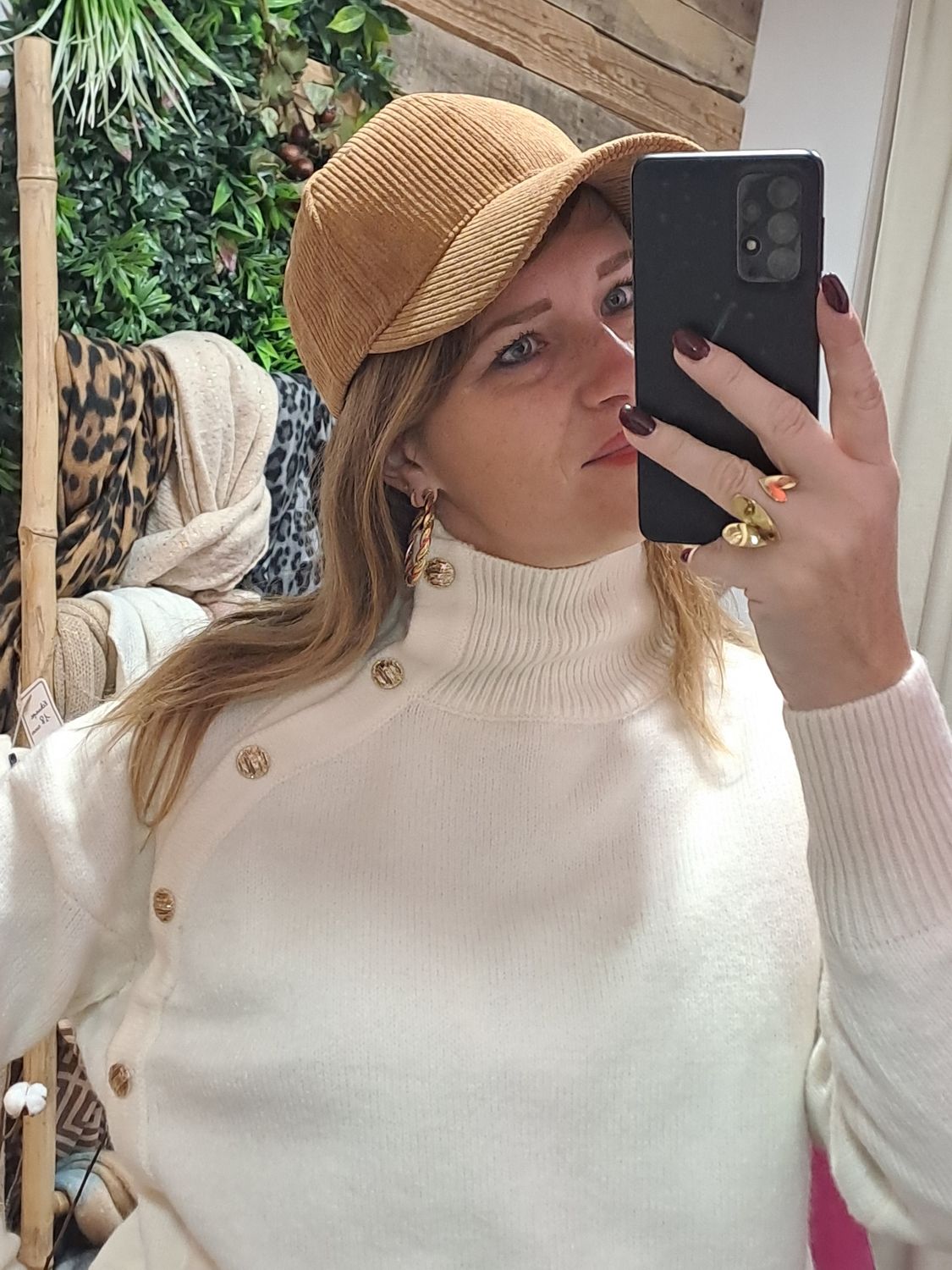 La casquette velours côtelé taupe