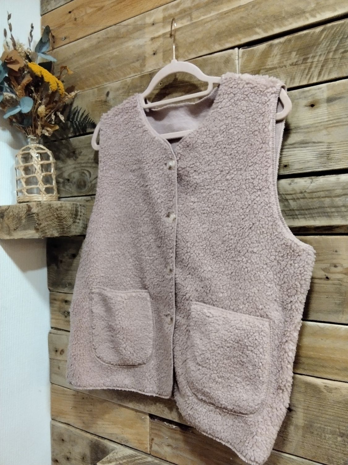 Gilet sans manches mouton rose poudré 
