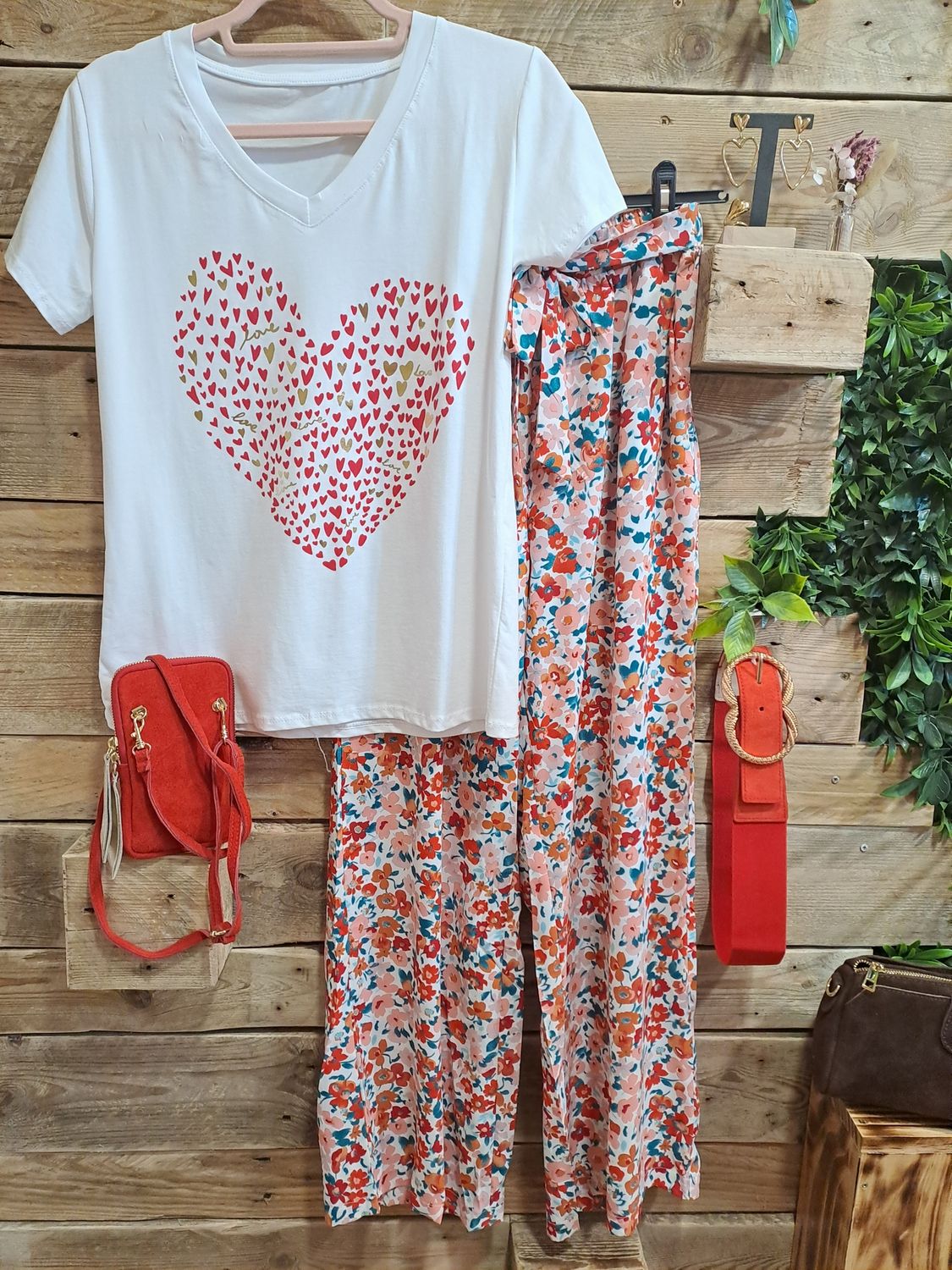 Le tee shirt coeur rouge
