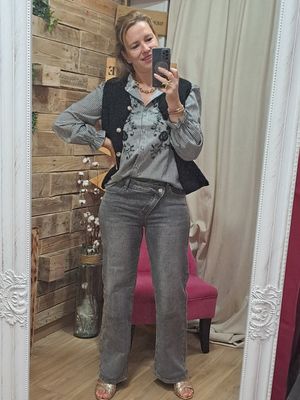 Le jean wide leg gris