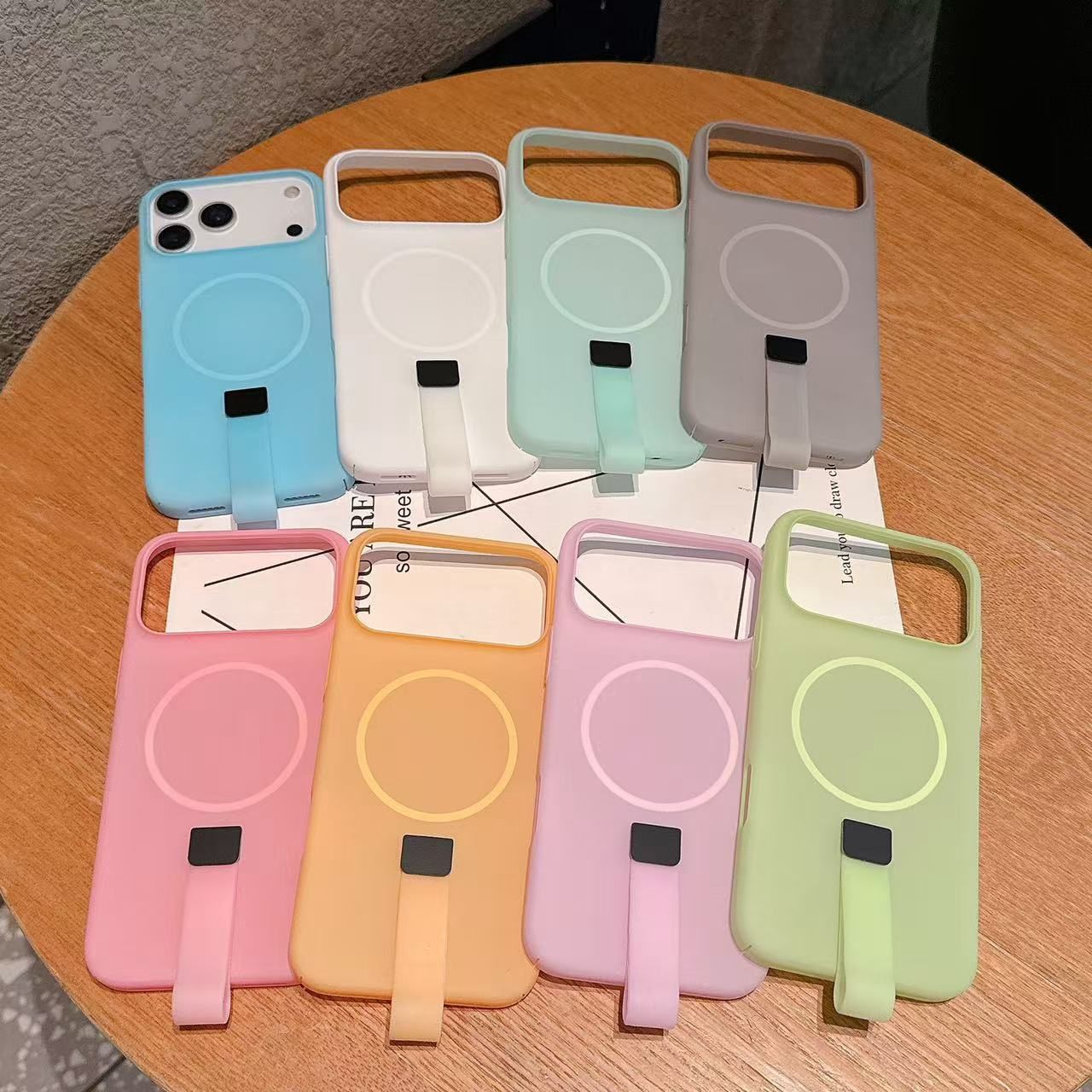 Micro Brusting Lineyard Tail Magsafe Case