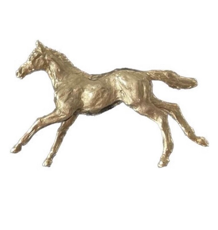 Yearling brooch - gold