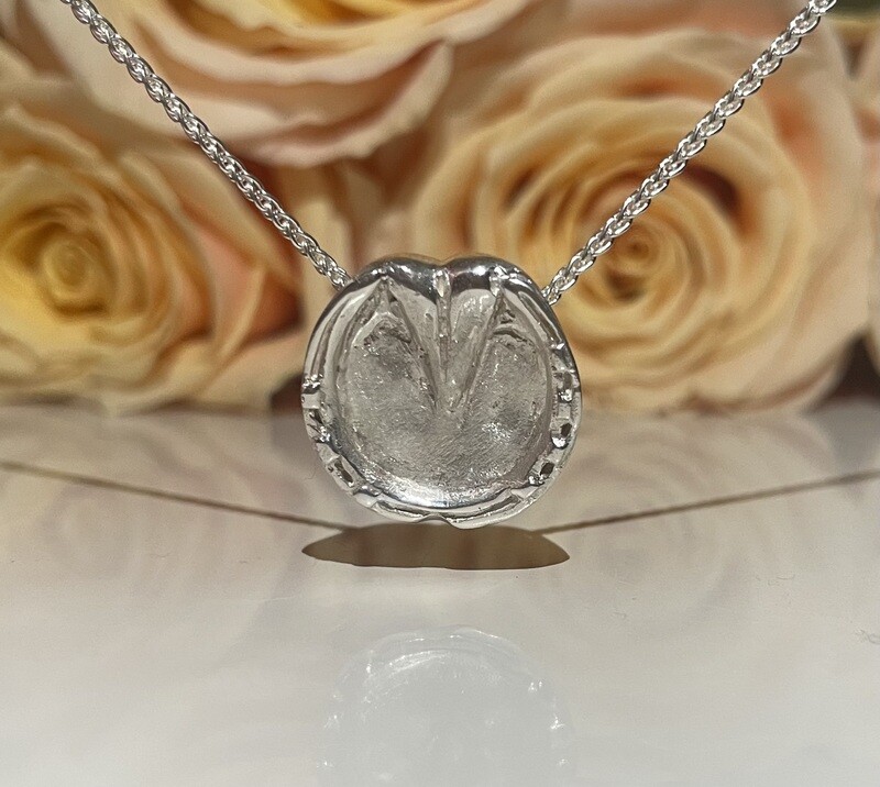 Horse hoof necklace - silver