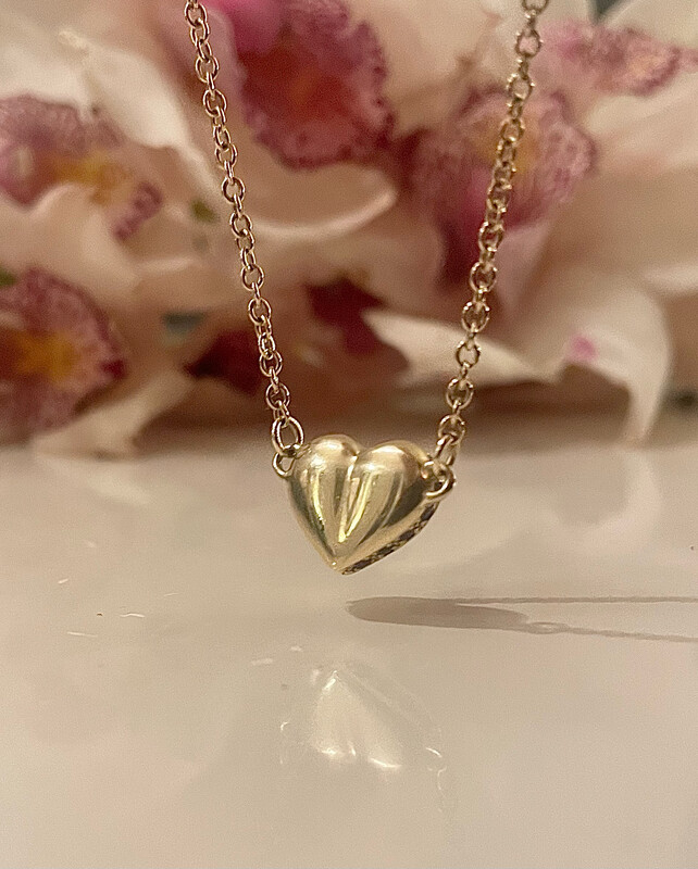 Heart necklace - gold