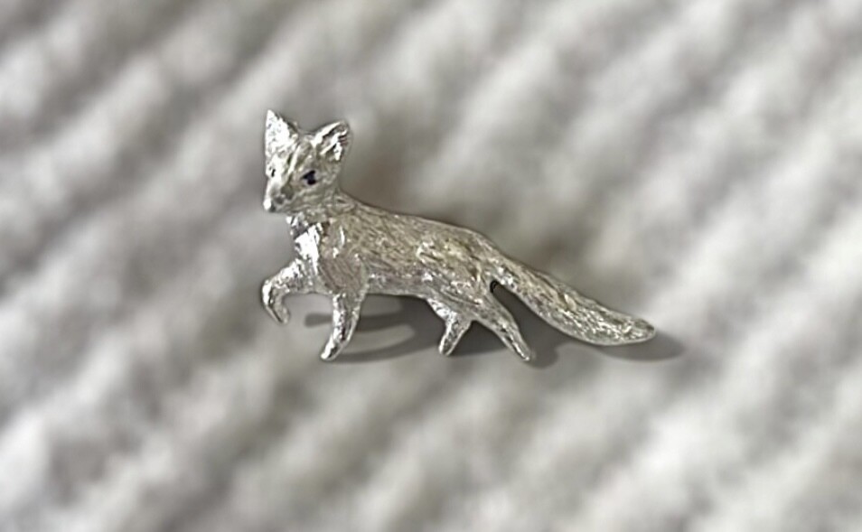 Fox brooch - silver