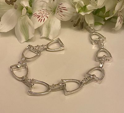 Stirrup bracelet - silver