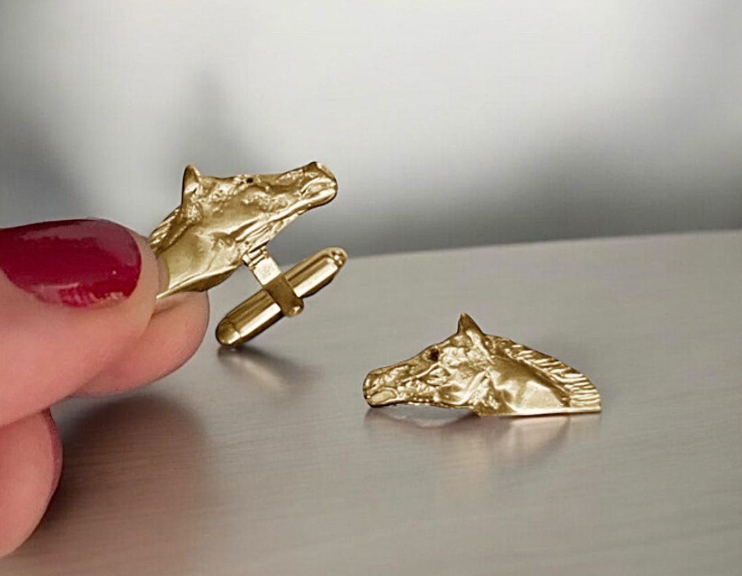 Horse head cufflinks - gold