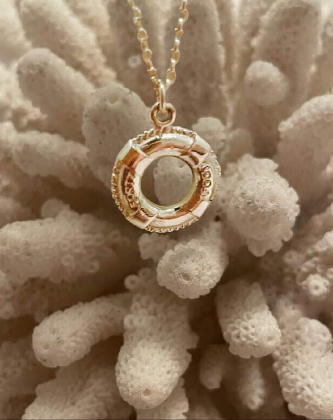 Lifebuoy of 40 ft necklace - gold