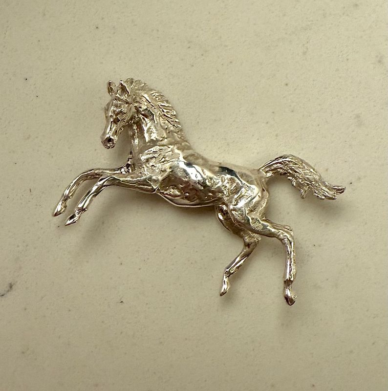 Horse miniature sculpture