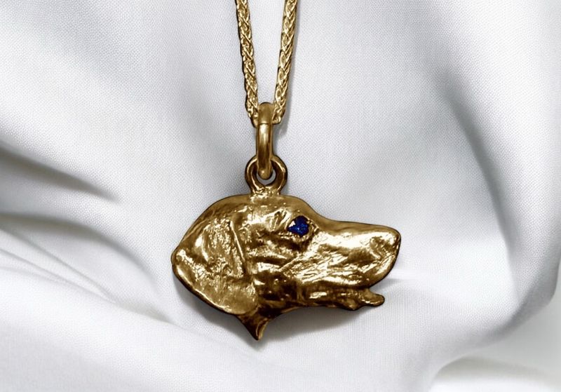 Hound necklace - gold
