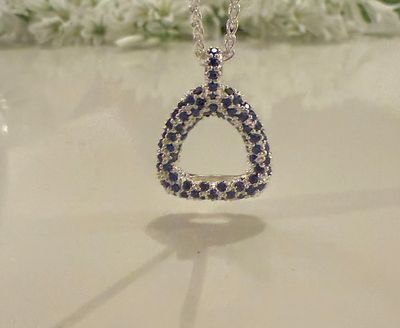 Sleek stirrup necklace (Sapphire set) - gold