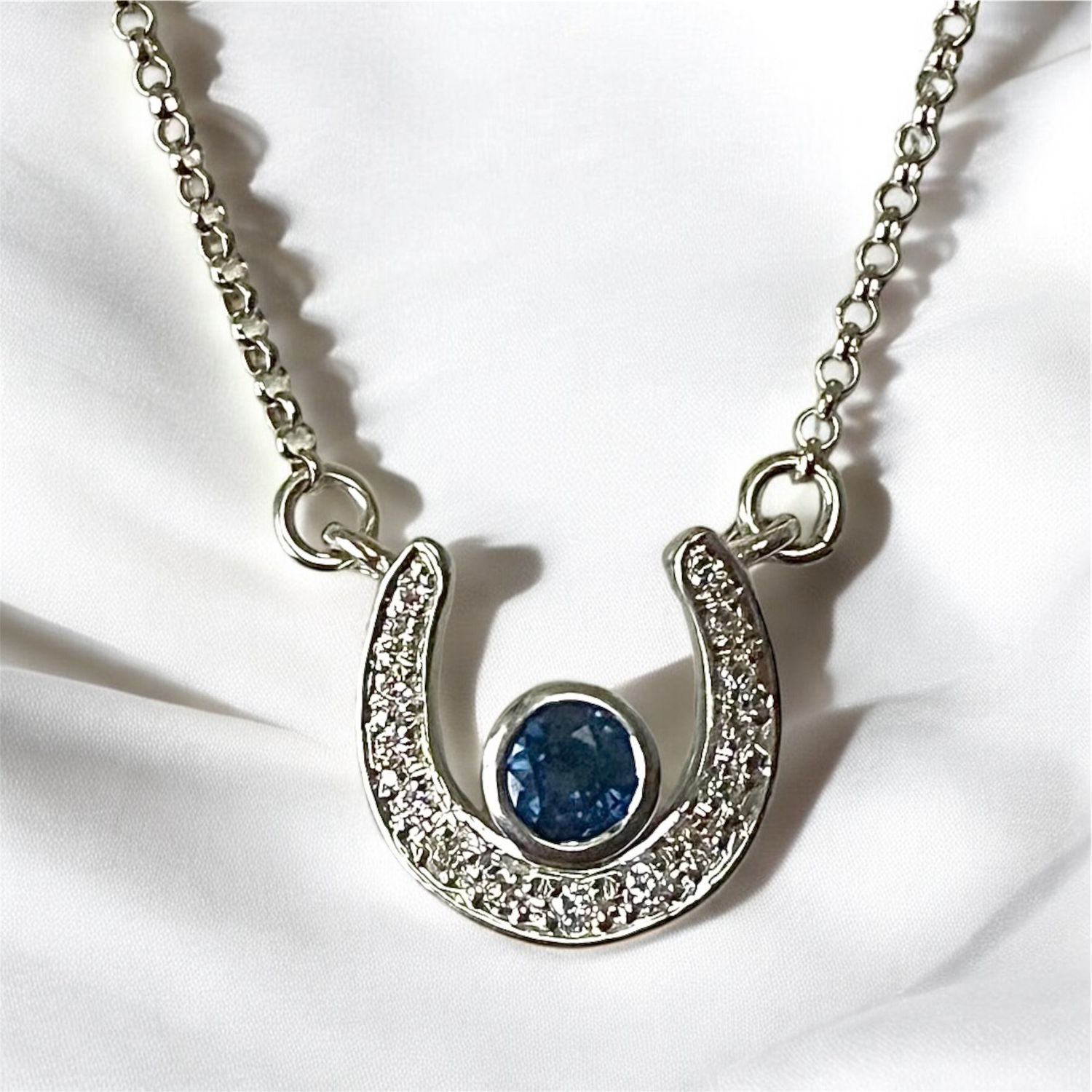 Horseshoe moon &amp; star necklace (diamond &amp; sapphire) - silver