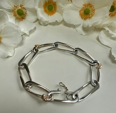 August special edition; French link &amp; horse head bracelet - silver