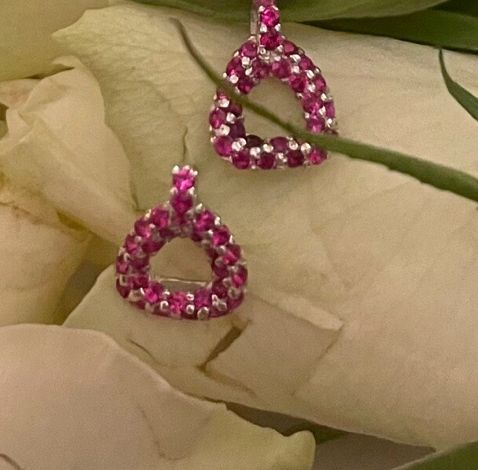 Sleek stirrup stud earrings (Ruby set) - gold