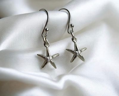 Starfish earrings - silver