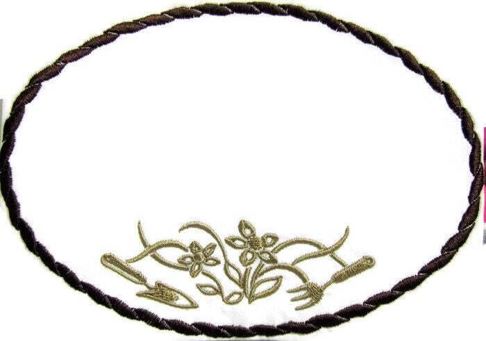Garden Tools embroidered quilt label to customize with your personal message