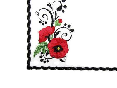 Poppy embroidered quilt label to customize with your personal message
