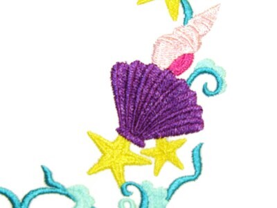 Seashell filigree embroidered quilt label to customize with your personal message