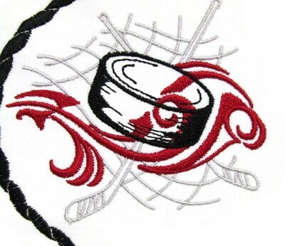 Hockey motif embroidered quilt label to customize with your personal message