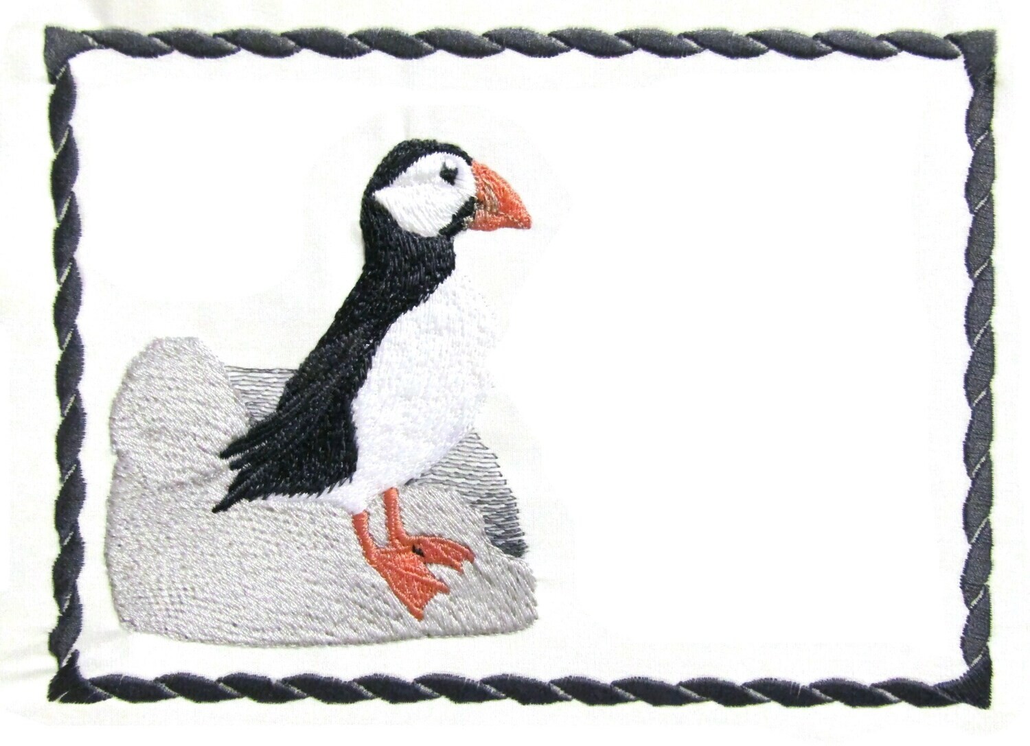 Puffin Bird embroidered quilt label to customize with your personal message
