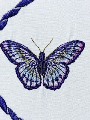 Butterfly Dark Purple embroidered quilt label to customize with your personal message