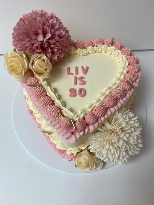 Heart cake with Bows