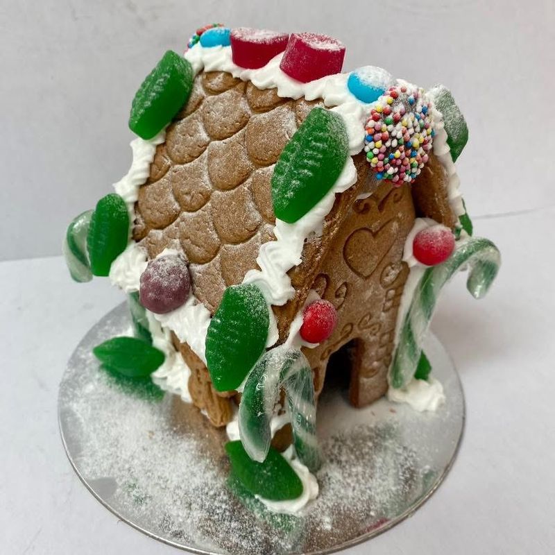 Small gingerbread house