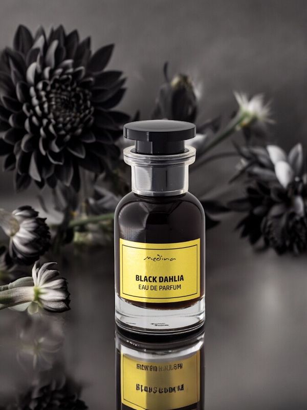 BLACK DAHLIA