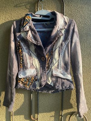 Nick &amp; Mo Mama Made USA gray reworked cropped blazer style women’s cloth jacket with leopard and denim distressed design size small.